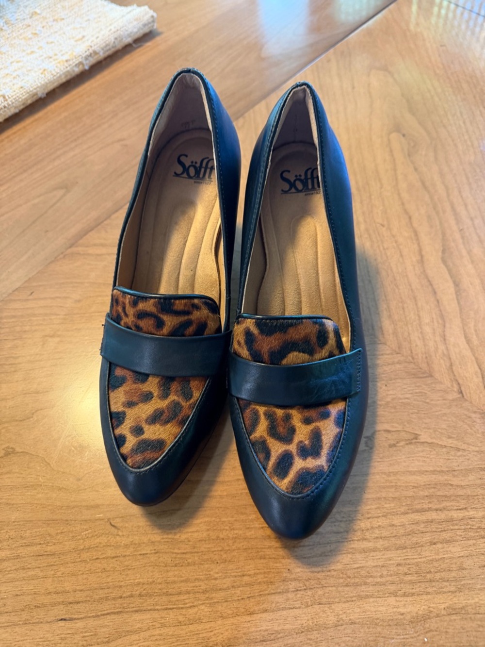 Sofft Women's Black Leather Loafers with Leopard Print 8.5